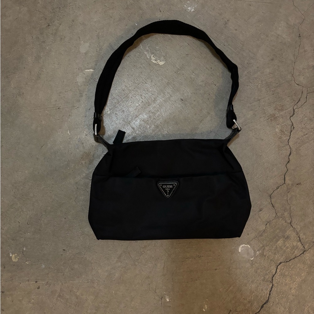 Guess Shoulder Bag